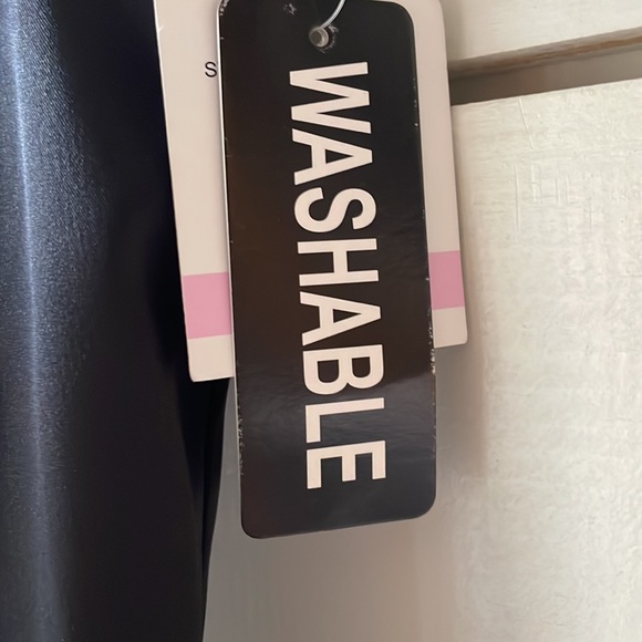 J. Taylor NWT cocktail dress PTP 18” Length 38” - Picture 4 of 6